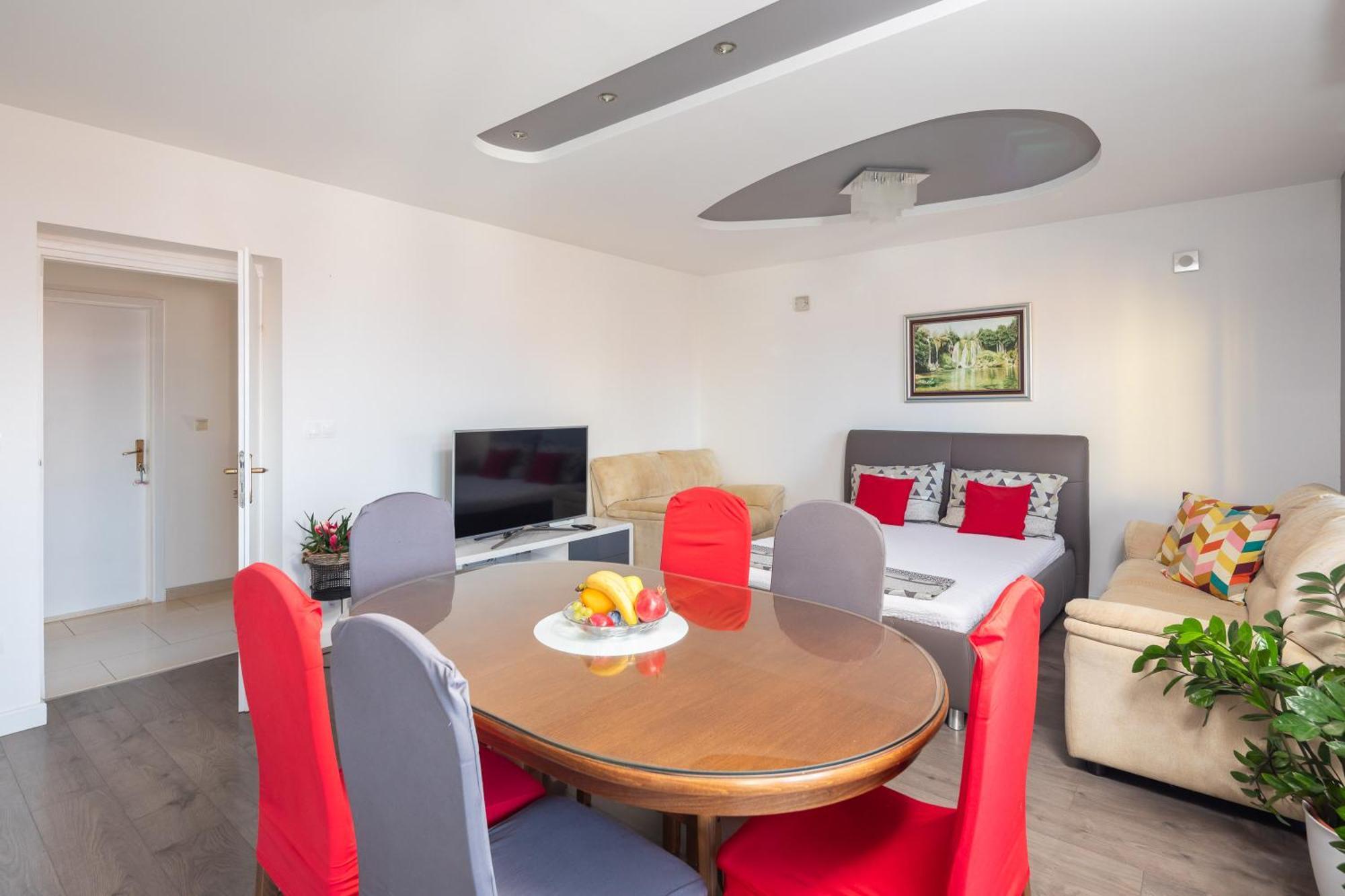 Ivan Apartament *