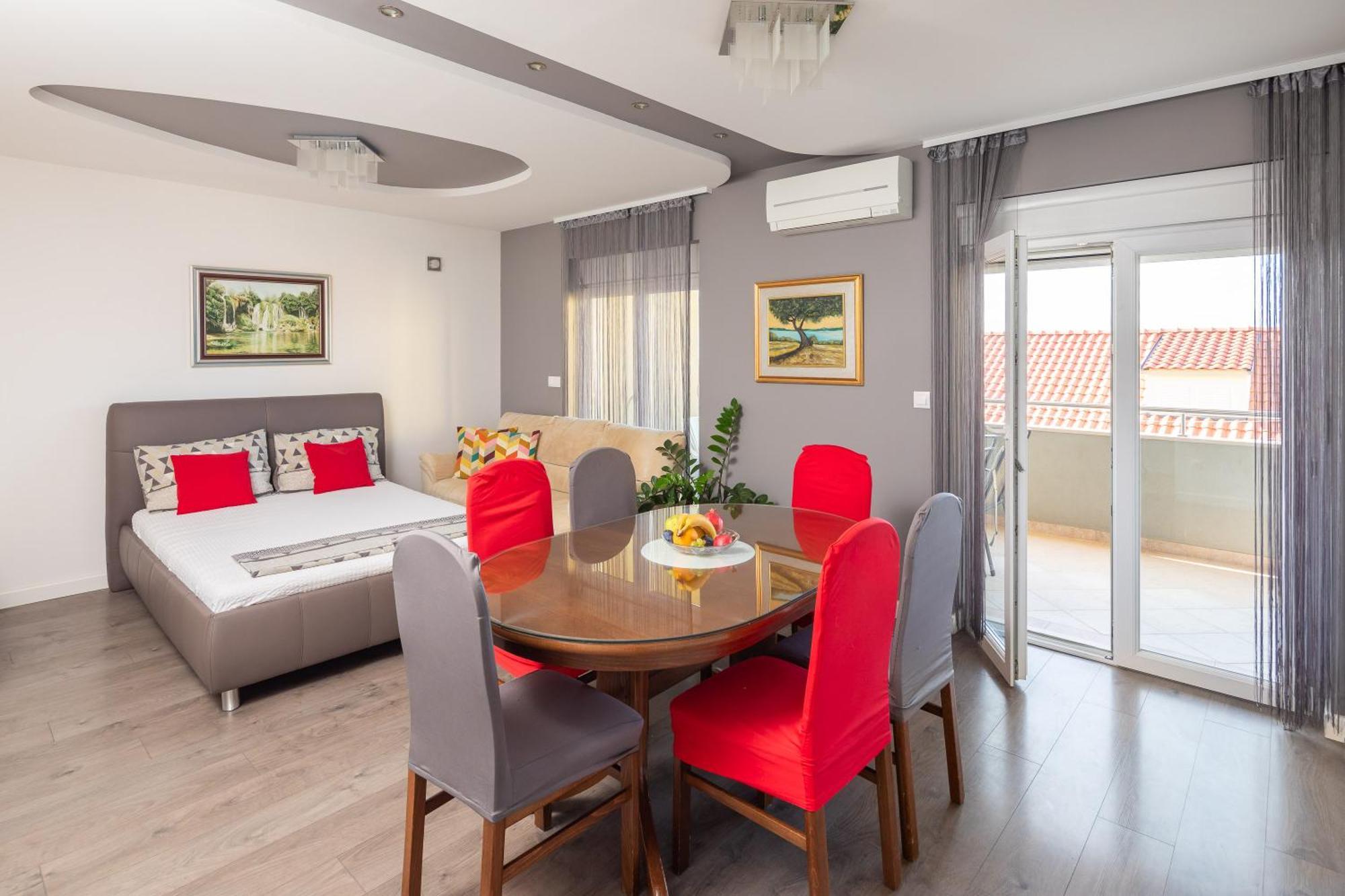 Ivan Apartment