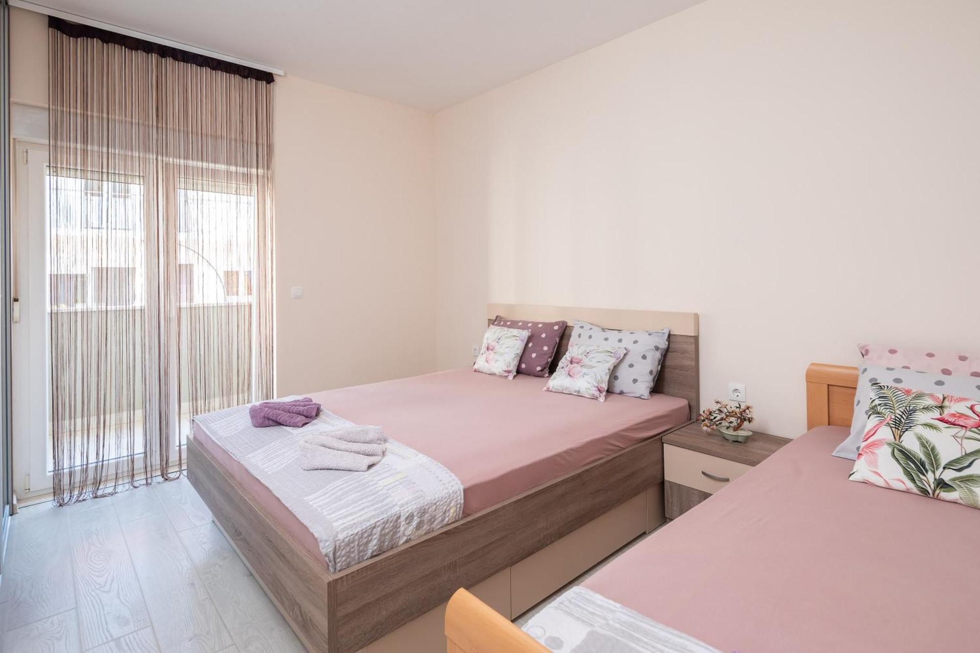 Ivan Apartament *